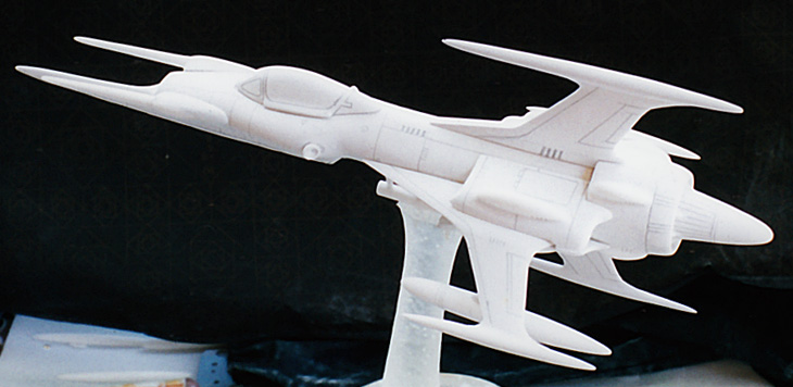 後方上左カット