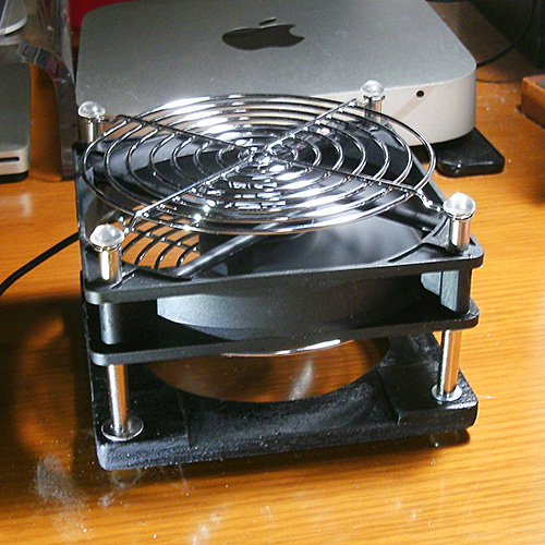 冷却ファンスタンド